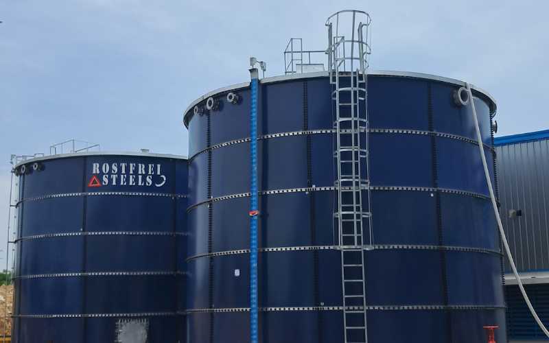 Industrial GFS liner tank by Rostfrei Steels Pvt. Ltd. used for efficient water storage in wastewater and rainwater harvesting applications.